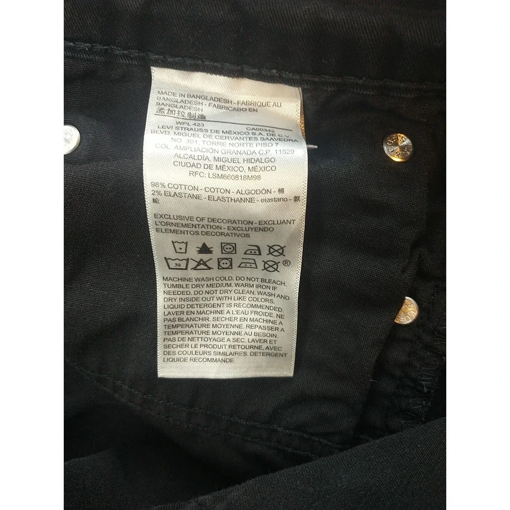 Signature by Levi Strauss signature by